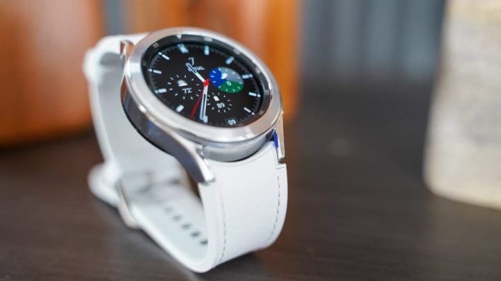 Get the Samsung Galaxy Watch 4 Classic for just 9!